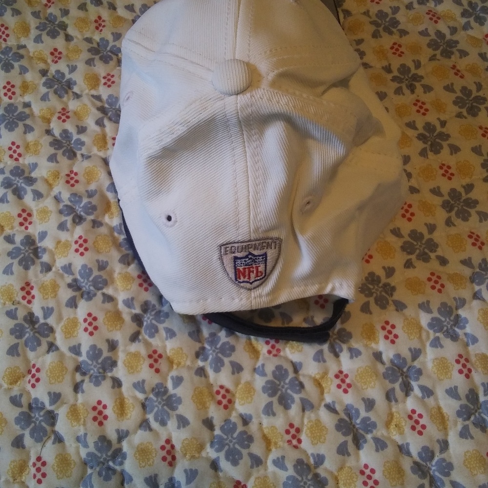 Hat - Picture 2 of 2